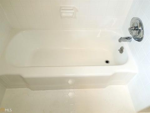 6030 Woodview Dr, Morrow, GA 30260 photo 15