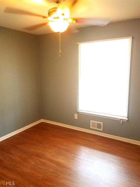 6030 Woodview Dr, Morrow, GA 30260 photo 13