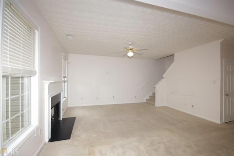 1015 Maple Leaf Dr, Mcdonough, GA 30253 photo 9