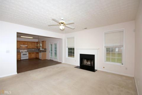 1015 Maple Leaf Dr, Mcdonough, GA 30253 photo 8