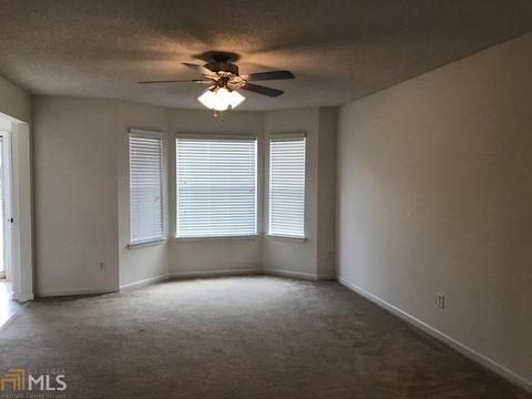 528 Gonzaga Cir, Hampton, GA 30228 photo 2