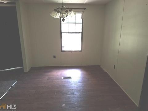 174 Glen Echo Dr, Jackson, GA 30233 photo 4