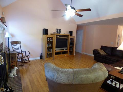 878 Windward Rd, Winder, GA 30680 photo 12