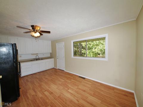 237 James St, Rutledge, GA 30663 photo 5