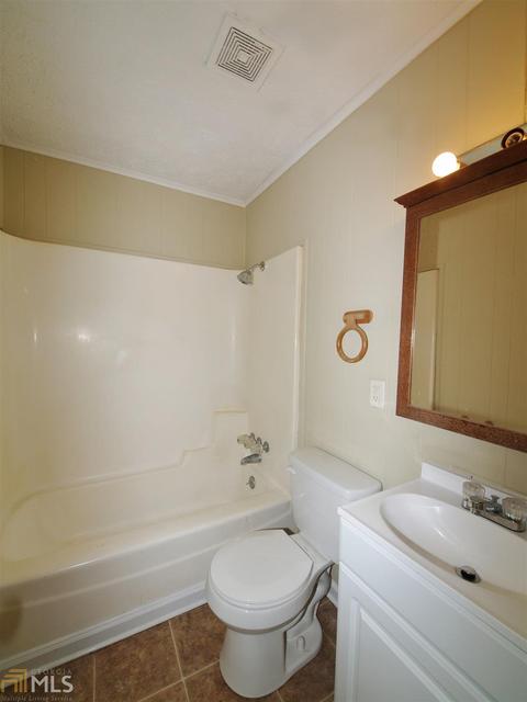 237 James St, Rutledge, GA 30663 photo 9