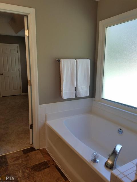 693 Waterview Dr, Lagrange, GA 30240 photo 15
