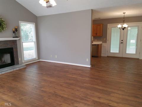 693 Waterview Dr, Lagrange, GA 30240 photo 6