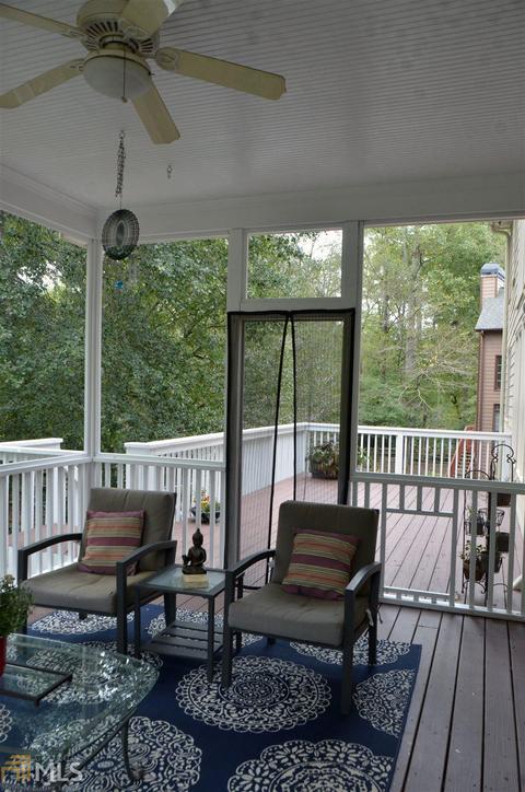 835 River Cliff Ct, Suwanee, GA 30024 photo 3