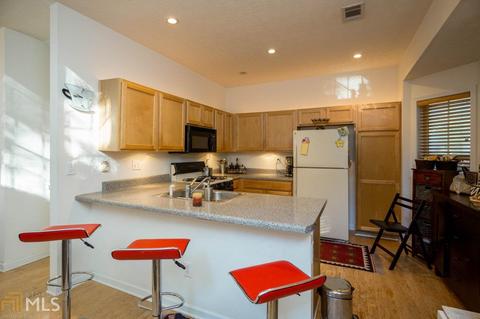 355 Abbotts Mill Dr, Duluth, GA 30097 photo 4