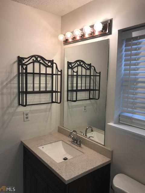 3829 Windmill Sq, Rex, GA 30273 photo 10