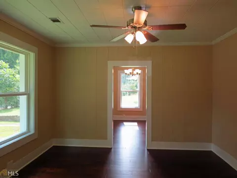 106 Combs St, Valley, AL 36854 photo 5