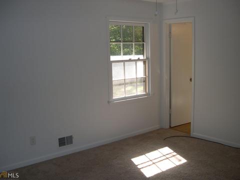 4418 Rex Rd, Rex, GA 30273 photo 10
