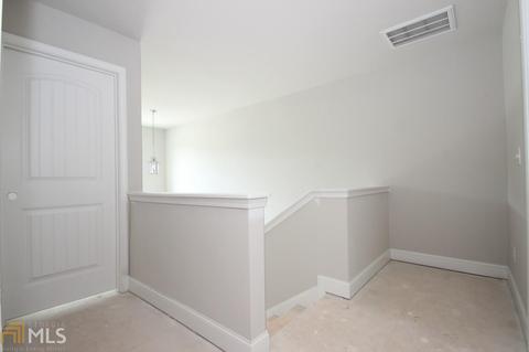 5070 Summersun Dr, Morrow, GA 30260 photo 8