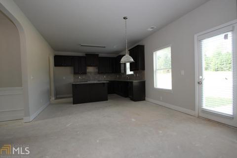 5070 Summersun Dr, Morrow, GA 30260 photo 5