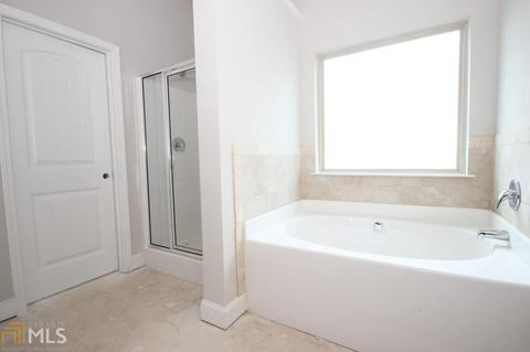 5070 Summersun Dr, Morrow, GA 30260 photo 11