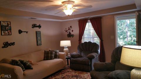 514 N Pond St, Toccoa, GA 30577 photo 3