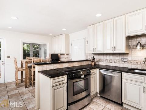 1957 Royal Ct, Chamblee, GA 30341 photo 7