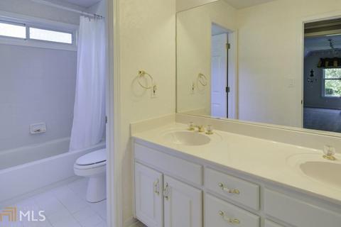 3640 Paddock Xing, Suwanee, GA 30024 photo 20