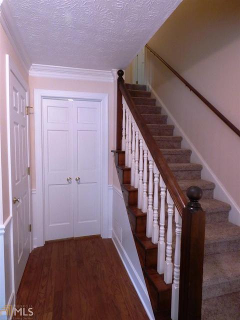 2866 Summercrest Ln, Duluth, GA 30096 photo 8