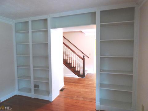 2866 Summercrest Ln, Duluth, GA 30096 photo 4