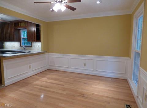 2866 Summercrest Ln, Duluth, GA 30096 photo 9
