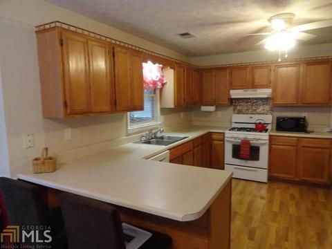 35 Sarah Ct, Covington, GA 30016 photo 9