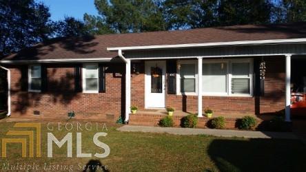 824 Whispering Pines Dr, Toccoa, GA 30577 photo 1
