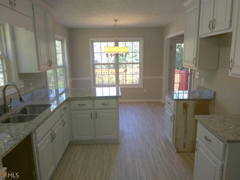 630 Freeman Dr, Covington, GA 30016 photo 11