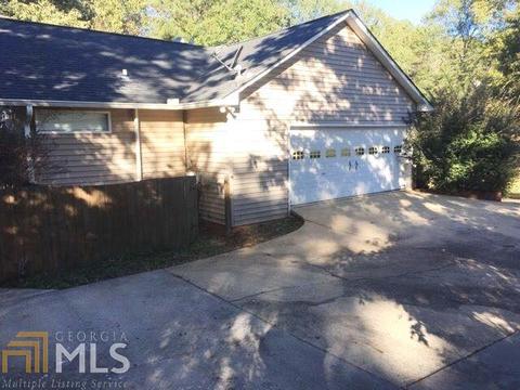 217 Village Dr, Lagrange, GA 30240 photo 2