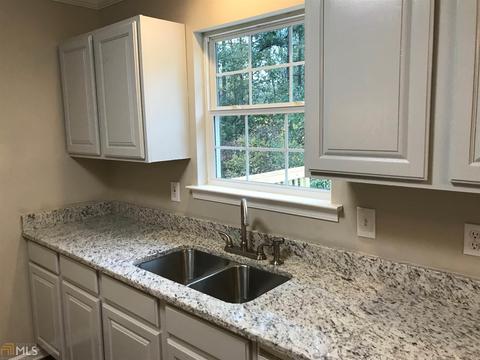92 Pine Grove Way, Lagrange, GA 30241 photo 6