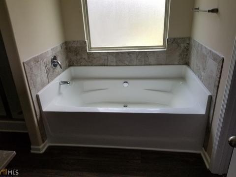 2433 Quincy Loop, Fairburn, GA 30213 photo 9