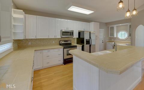 230 N Pinecrest, Toccoa, GA 30577 photo 5