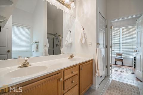 1055 Julius Dr, Suwanee, GA 30024 photo 13