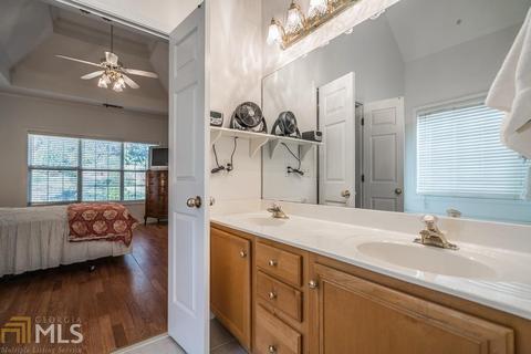 1055 Julius Dr, Suwanee, GA 30024 photo 17