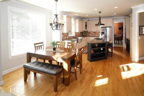 1352 Riverview Run Ln, Suwanee, GA 30024 photo 17