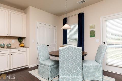 308 Lanier Place Ct, Suwanee, GA 30024 photo 4