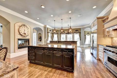 8005 Derbyshire Ct, Duluth, GA 30097 photo 10