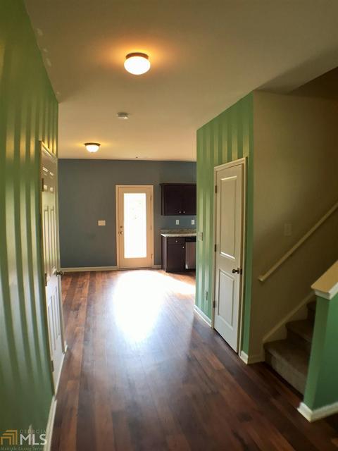 1426 Turning Leaf, Pendergrass, GA 30567 photo 3