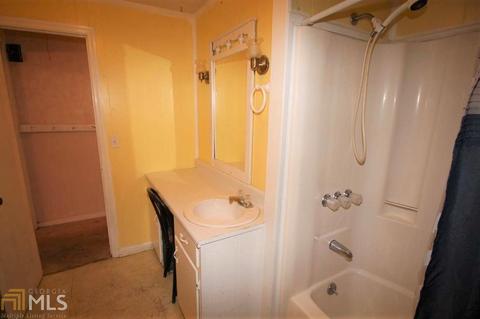 157 Poplar Cir, Lagrange, GA 30241 photo 9