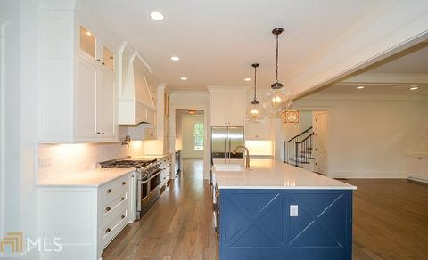 2864 Georgian Dr W, Chamblee, GA 30341 photo 7