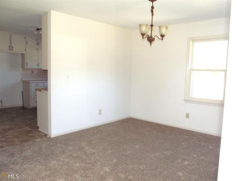 1230 Fairview Dr, Monroe, GA 30656 photo 4