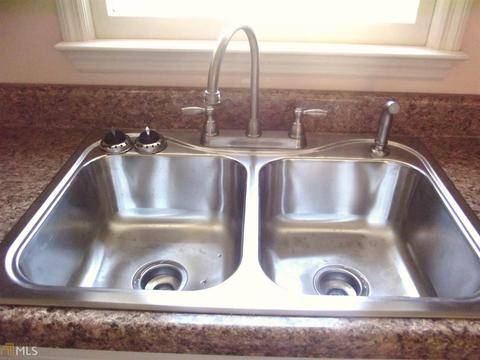 1230 Fairview Dr, Monroe, GA 30656 photo 8