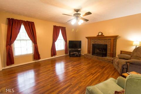 2011 Hutton Dr, Grayson, GA 30017 photo 6