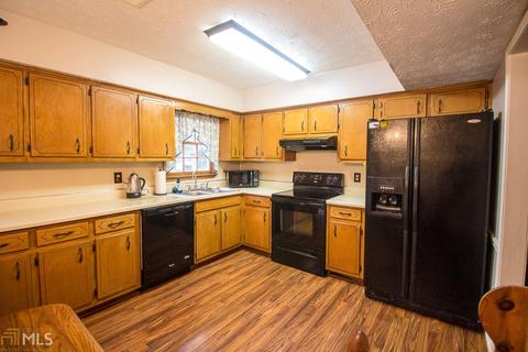 2011 Hutton Dr, Grayson, GA 30017 photo 13