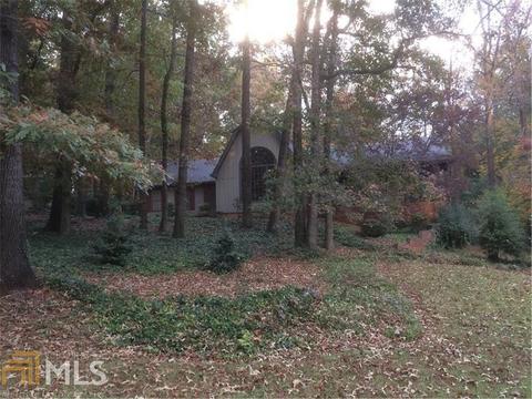 1663 Planters Row, Stone Mountain, GA 30087 photo 3