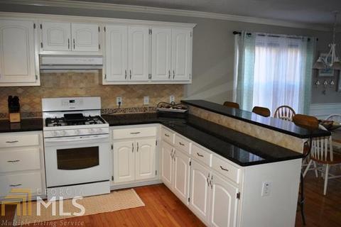 302 Roberts Point Rd, Jackson, GA 30233 photo 8
