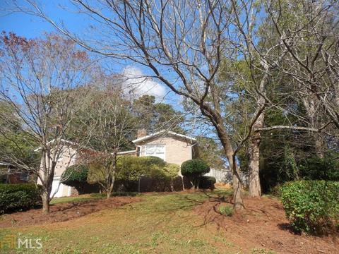 3827 Commander Dr, Chamblee, GA 30341 photo 2