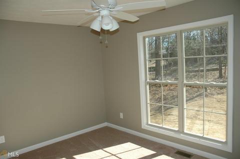 139 Wellington Dr, Lagrange, GA 30240 photo 5