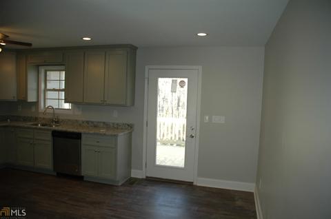 139 Wellington Dr, Lagrange, GA 30240 photo 3