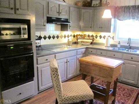 410 Sam Brown Blvd, Commerce, GA 30529 photo 11